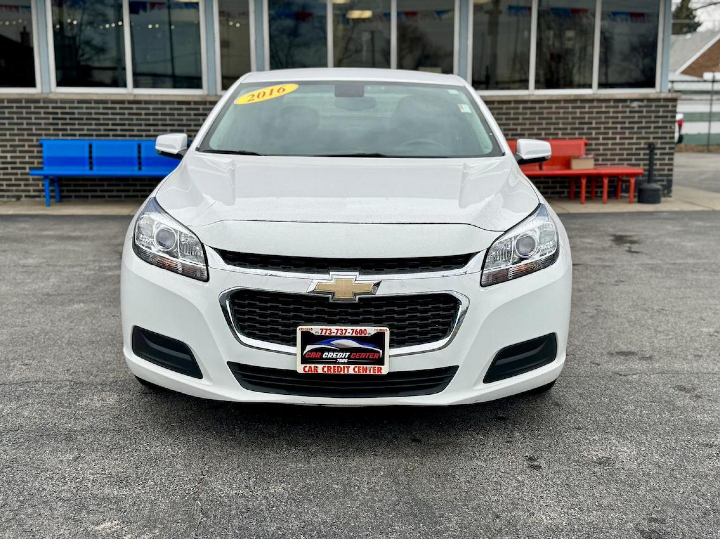 2016 WHITE Chevrolet Malibu Limited 1LT (1G11C5SAXGU) with an 2.5L L4 DOHC 16V engine, 6A transmission, located at 7600 S Western Ave., Chicago, IL, 60620, (773) 918-3980, 0.000000, 0.000000 - Photo#1