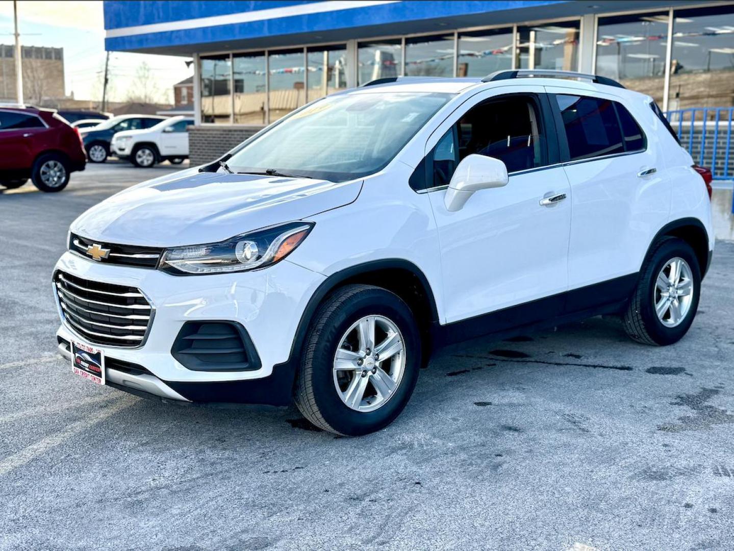 2019 WHITE Chevrolet Trax LT FWD (KL7CJLSB7KB) with an 1.4L L4 DOHC 16V engine, 6A transmission, located at 7600 S Western Ave., Chicago, IL, 60620, (773) 918-3980, 0.000000, 0.000000 - Photo#2