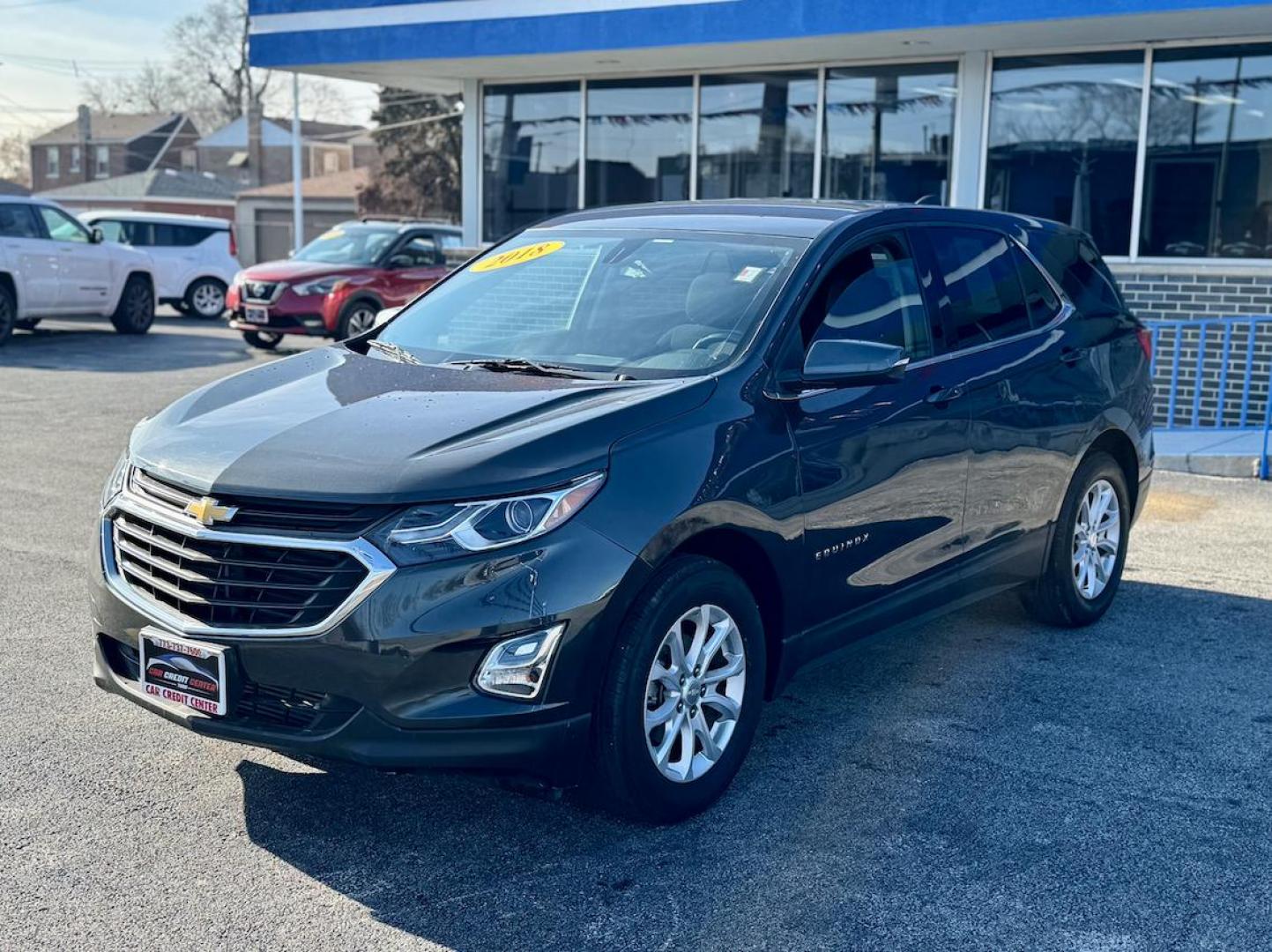 2018 GRAY Chevrolet Equinox LT 2WD (3GNAXJEV5JL) with an 1.5L L4 DIR DOHC 16V TURBO engine, 6A transmission, located at 7600 S Western Ave., Chicago, IL, 60620, (773) 918-3980, 0.000000, 0.000000 - Photo#2