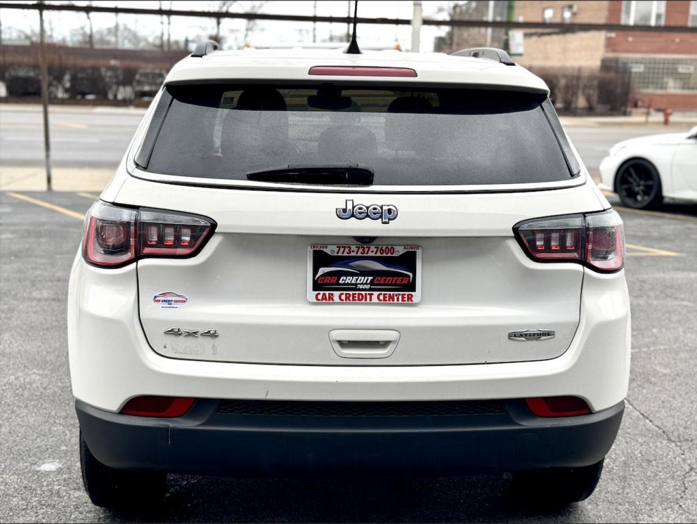 2019 GRAY Jeep Compass Sport 4WD (3C4NJDBB1KT) with an 2.4L L4 DOHC 16V engine, located at 7600 S Western Ave., Chicago, IL, 60620, (773) 918-3980, 0.000000, 0.000000 - Photo#3