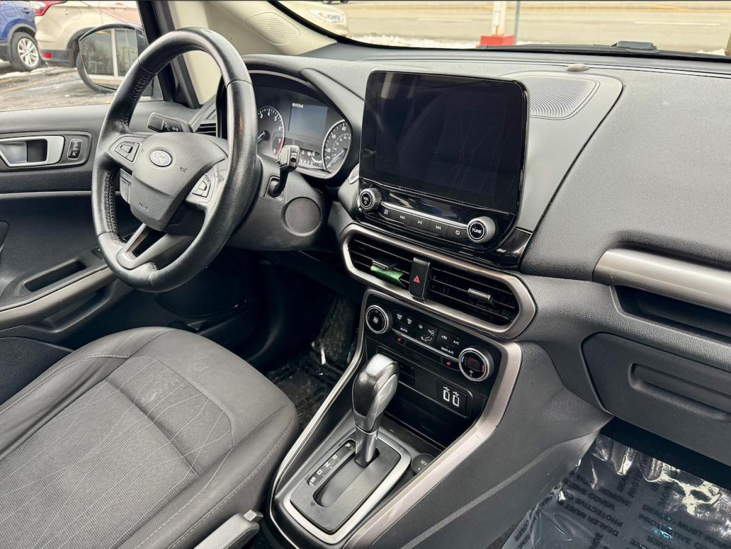 2019 BLACK Ford EcoSport SE AWD (MAJ6S3GL3KC) with an 2.0L L4 DOHC 16V engine, 6A transmission, located at 7600 S Western Ave., Chicago, IL, 60620, (773) 918-3980, 0.000000, 0.000000 - Photo#7