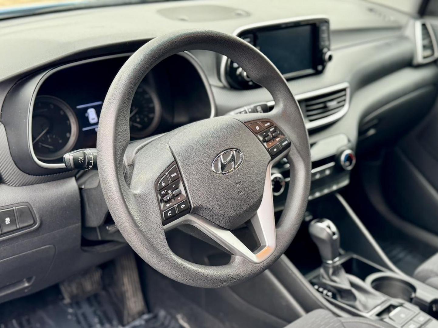 2020 BLUE Hyundai Tucson Value (KM8J33A41LU) with an 2.0L L4 DOHC 16V engine, 6A transmission, located at 7600 S Western Ave., Chicago, IL, 60620, (773) 918-3980, 0.000000, 0.000000 - Photo#5