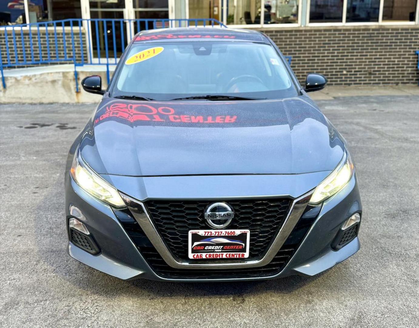 2021 GRAY Nissan Altima 2.5 SR (1N4BL4CV9MN) with an 2.5L L4 DOHC 16V engine, CVT transmission, located at 7600 S Western Ave., Chicago, IL, 60620, (773) 918-3980, 0.000000, 0.000000 - Photo#1