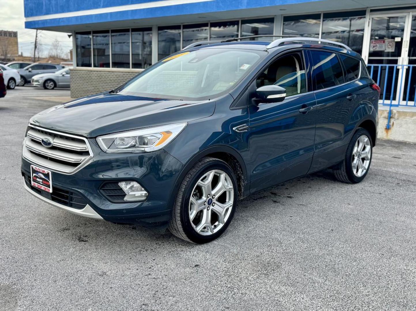 2019 GRAY Ford Escape Titanium FWD (1FMCU0J95KU) with an 2.0L L4 DOHC 16V engine, 6A transmission, located at 7600 S Western Ave., Chicago, IL, 60620, (773) 918-3980, 0.000000, 0.000000 - Photo#2