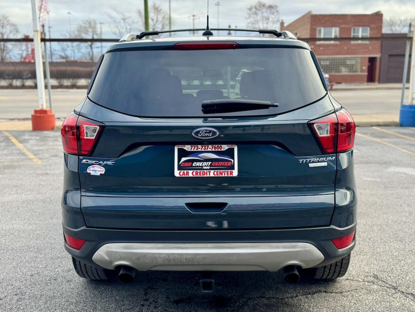 2019 GRAY Ford Escape Titanium FWD (1FMCU0J95KU) with an 2.0L L4 DOHC 16V engine, 6A transmission, located at 7600 S Western Ave., Chicago, IL, 60620, (773) 918-3980, 0.000000, 0.000000 - Photo#3