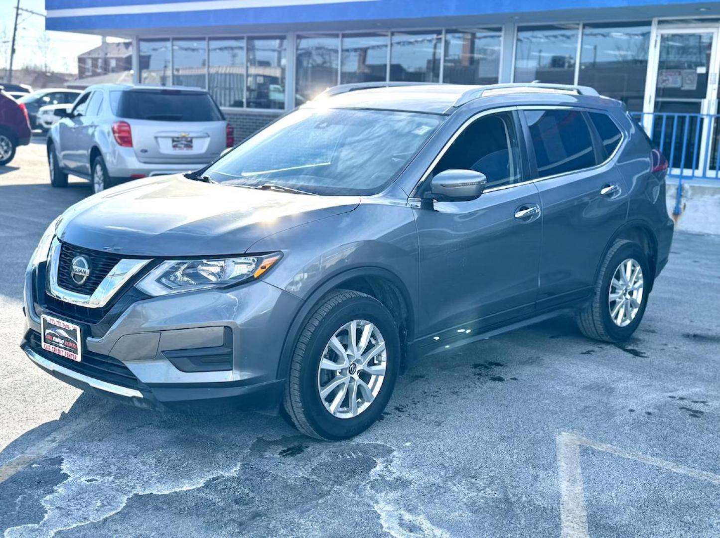 2020 GRAY Nissan Rogue S AWD (5N1AT2MV5LC) with an 2.5L L4 DOHC 16V engine, CVT transmission, located at 7600 S Western Ave., Chicago, IL, 60620, (773) 918-3980, 0.000000, 0.000000 - Photo#2