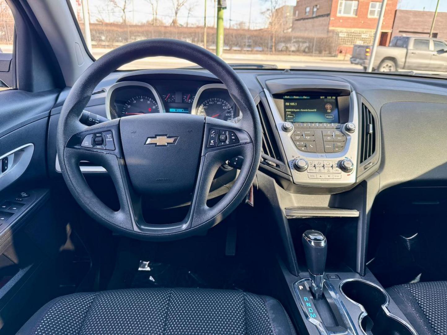 2016 SILVER Chevrolet Equinox LS 2WD (2GNALBEK6G1) with an 2.4L L4 DOHC 16V FFV engine, 6A transmission, located at 7600 S Western Ave., Chicago, IL, 60620, (773) 918-3980, 0.000000, 0.000000 - Photo#6