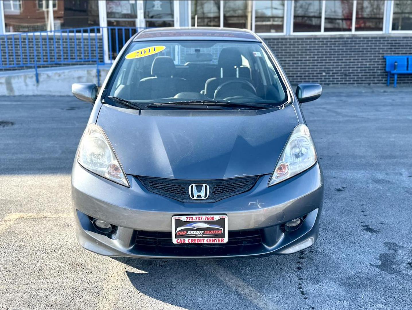 2011 GRAY Honda Fit Sport 5-Speed AT (JHMGE8H54BC) with an 1.5L L4 SOHC 16V engine, 5-Speed Automatic transmission, located at 7600 S Western Ave., Chicago, IL, 60620, (773) 918-3980, 0.000000, 0.000000 - Photo#1