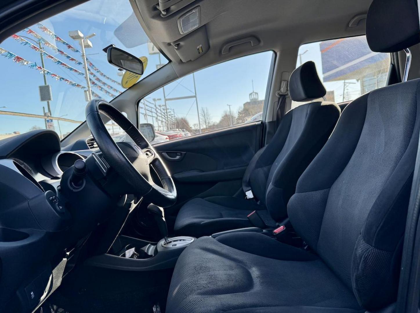 2011 GRAY Honda Fit Sport 5-Speed AT (JHMGE8H54BC) with an 1.5L L4 SOHC 16V engine, 5-Speed Automatic transmission, located at 7600 S Western Ave., Chicago, IL, 60620, (773) 918-3980, 0.000000, 0.000000 - Photo#7