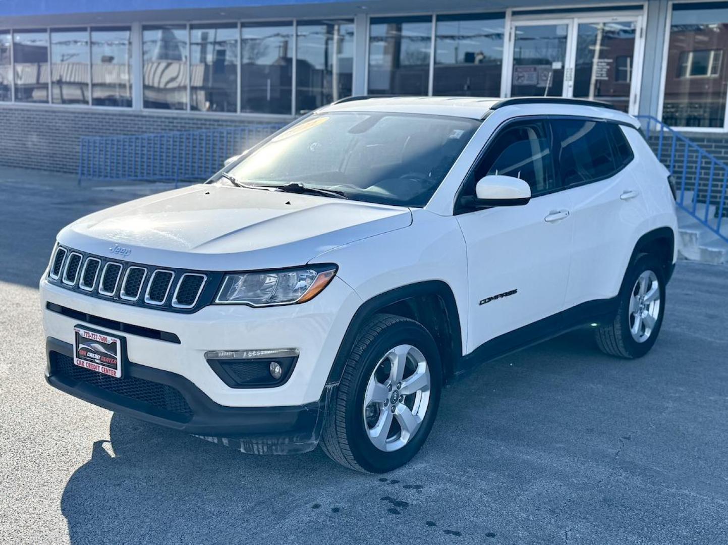 2021 WHITE Jeep Compass Latitude 4WD (3C4NJDBB1MT) with an 2.4L L4 DOHC 16V engine, located at 7600 S Western Ave., Chicago, IL, 60620, (773) 918-3980, 0.000000, 0.000000 - Photo#2