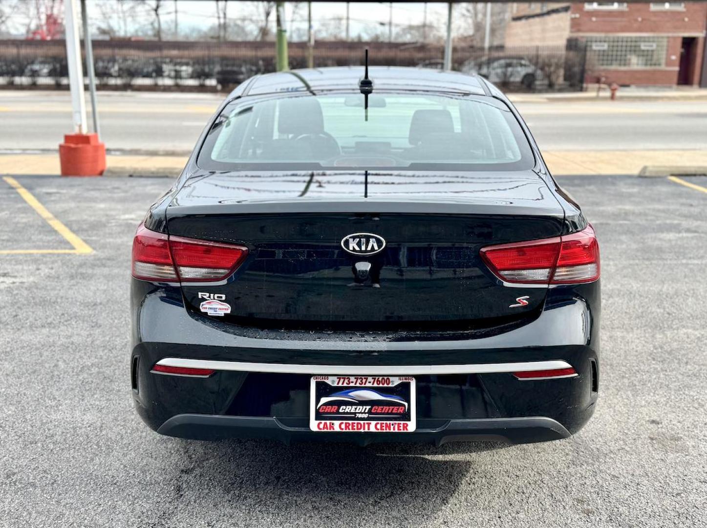 2021 BLACK Kia Rio LX (3KPA24AD3ME) with an 1.6L L4 DOHC 16V engine, 6A transmission, located at 7600 S Western Ave., Chicago, IL, 60620, (773) 918-3980, 0.000000, 0.000000 - Photo#3