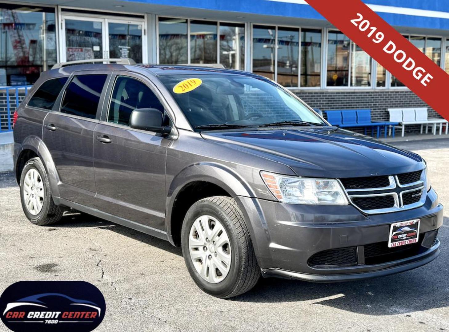 2019 GRAY Dodge Journey SE (3C4PDCAB6KT) with an 2.4L L4 DOHC 16V engine, 4A transmission, located at 7600 S Western Ave., Chicago, IL, 60620, (773) 918-3980, 0.000000, 0.000000 - Photo#0