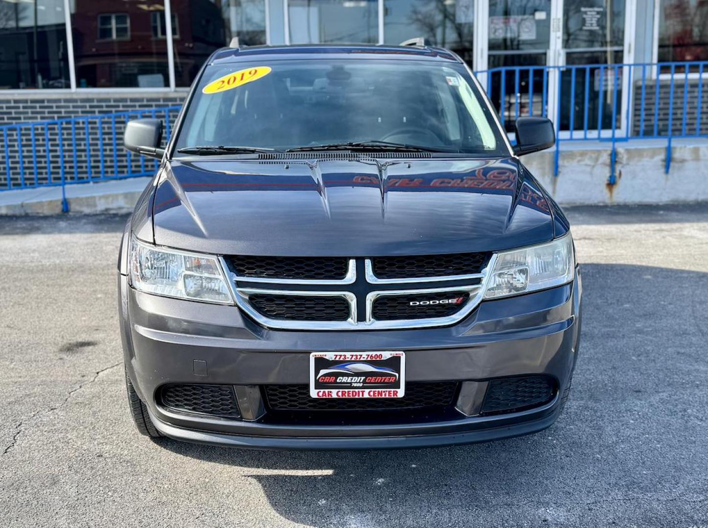 2019 GRAY Dodge Journey SE (3C4PDCAB6KT) with an 2.4L L4 DOHC 16V engine, 4A transmission, located at 7600 S Western Ave., Chicago, IL, 60620, (773) 918-3980, 0.000000, 0.000000 - Photo#1