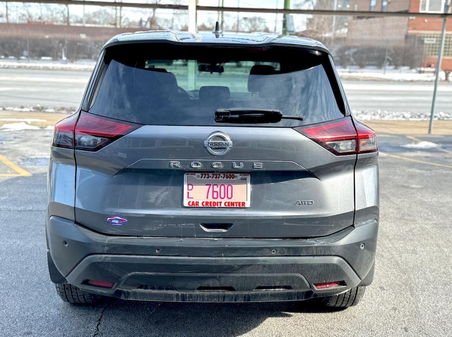 2021 GRAY Nissan Rogue S AWD (JN8AT3AB6MW) with an 2.5L L4 DOHC 16V engine, CVT transmission, located at 7600 S Western Ave., Chicago, IL, 60620, (773) 918-3980, 0.000000, 0.000000 - Photo#3