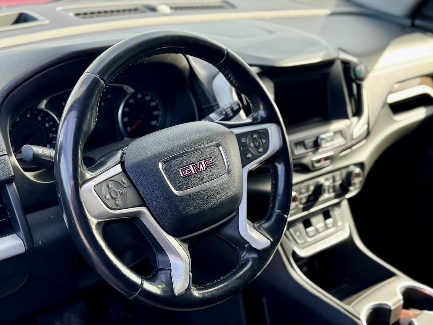 2020 RED GMC Terrain SLE (3GKALMEV1LL) with an 1.4L L4 DOHC 16V TURBO engine, 6A transmission, located at 7600 S Western Ave., Chicago, IL, 60620, (773) 918-3980, 0.000000, 0.000000 - Photo#5