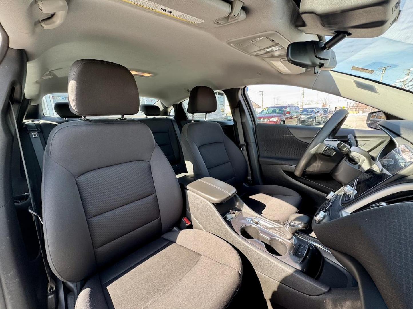 2023 WHITE Chevrolet Malibu 1LT (1G1ZD5ST4PF) with an 1.5L L4 DOHC 16V engine, 6A transmission, located at 7600 S Western Ave., Chicago, IL, 60620, (773) 918-3980, 0.000000, 0.000000 - Photo#9