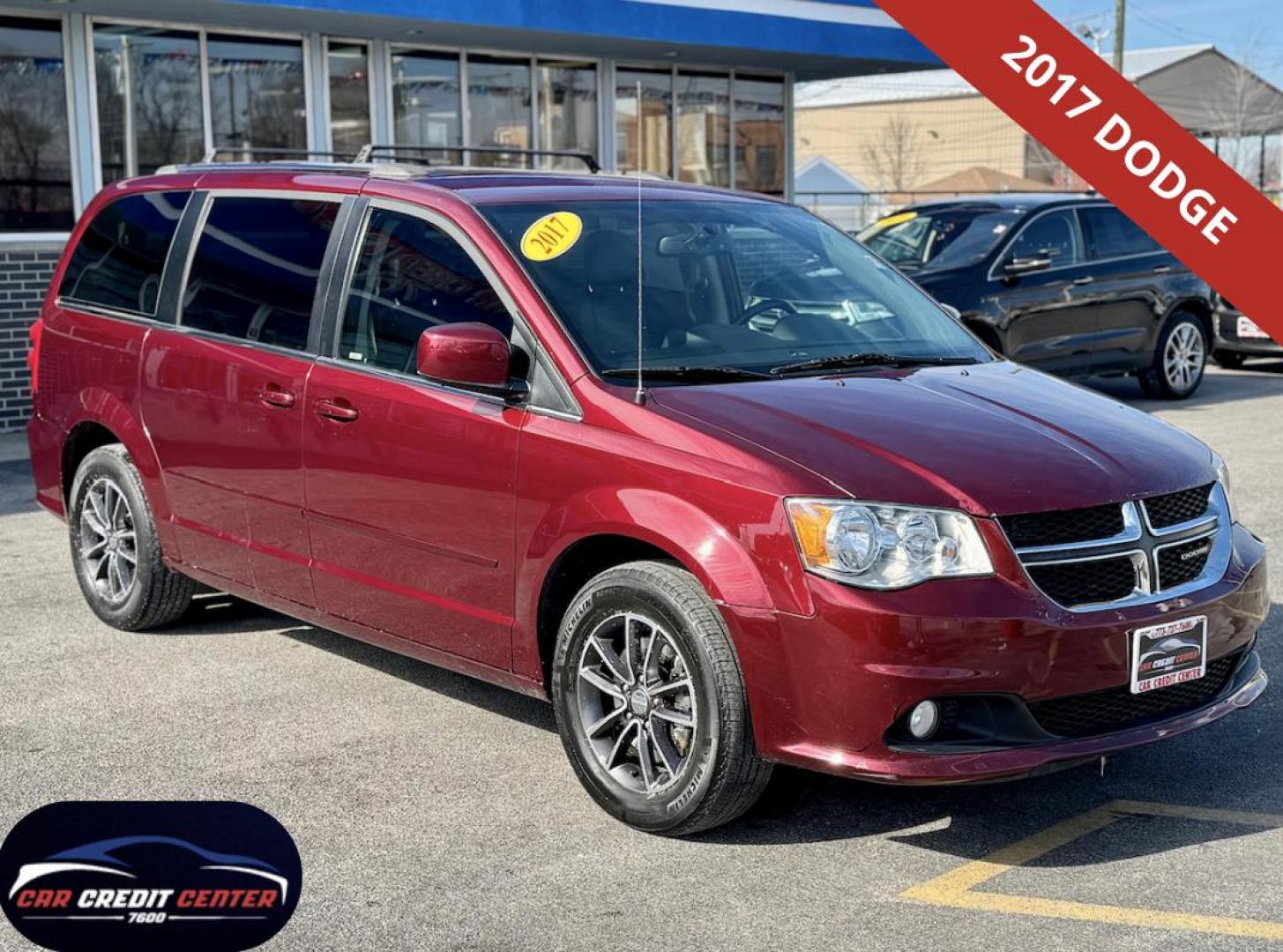 2017 RED Dodge Grand Caravan SXT (2C4RDGCG9HR) with an 3.6L V6 DOHC 24V engine, 6A transmission, located at 7600 S Western Ave., Chicago, IL, 60620, (773) 918-3980, 0.000000, 0.000000 - Photo#0