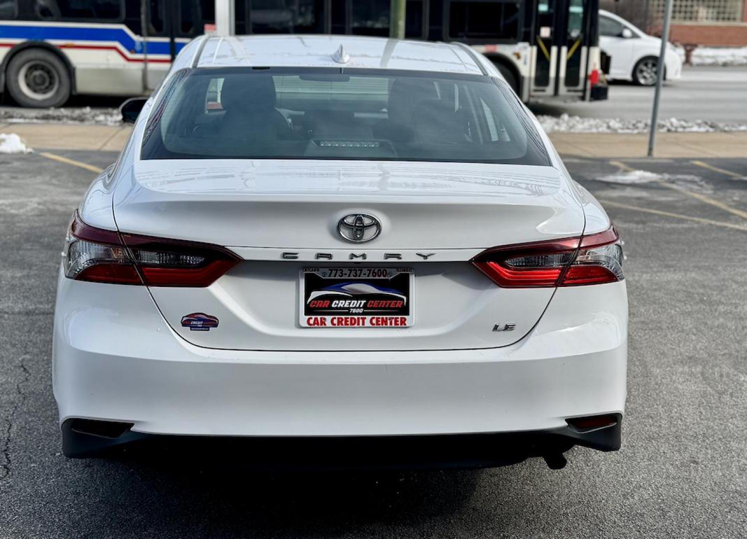 2021 WHITE Toyota Camry LE (4T1C11AK5MU) with an 2.5L L4 DOHC 16V engine, 8A transmission, located at 7600 S Western Ave., Chicago, IL, 60620, (773) 918-3980, 0.000000, 0.000000 - Photo#3