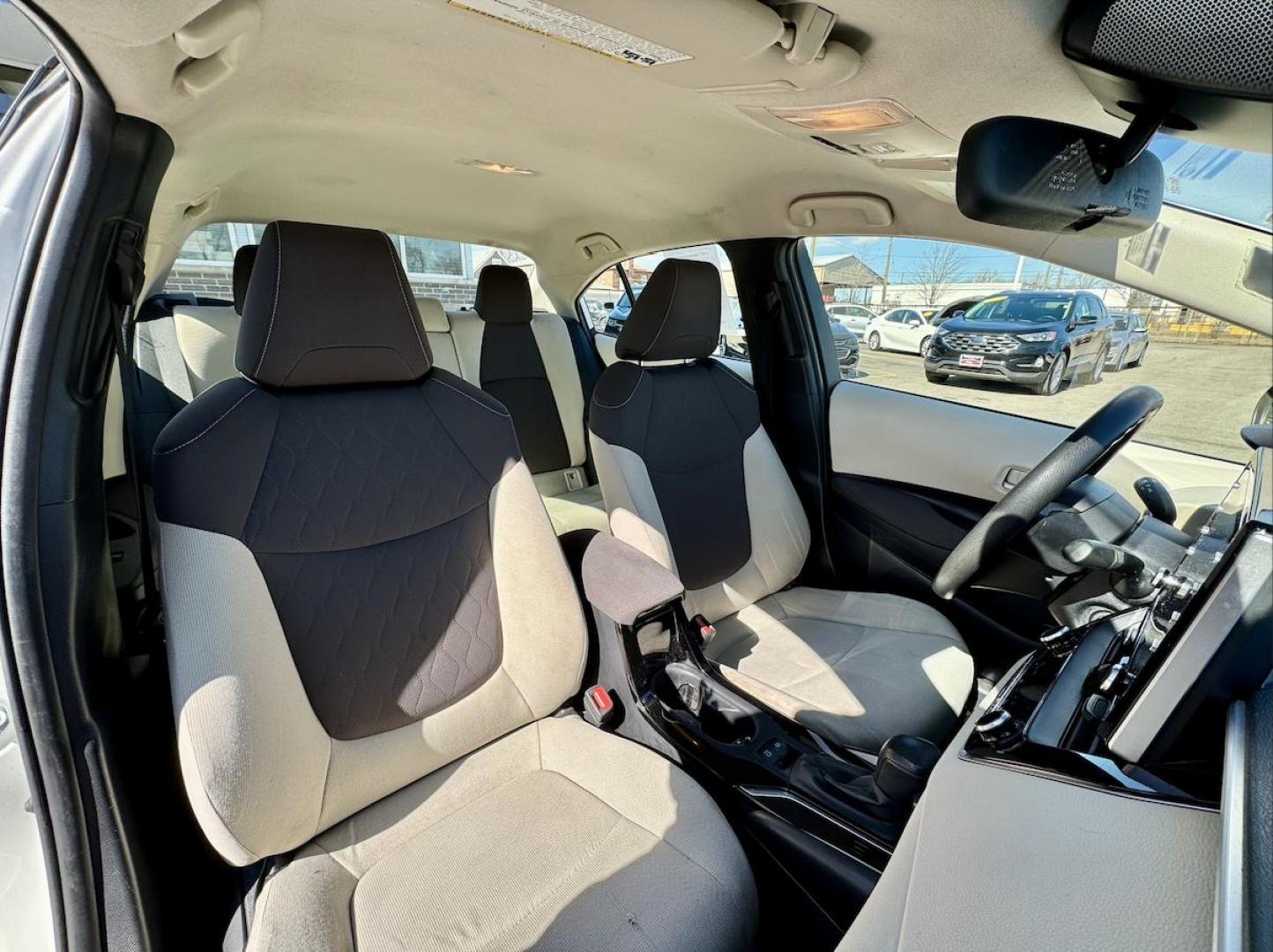 2021 WHITE Toyota Corolla LE (JTDEPMAE9MJ) with an 1.8L L4 DOHC 16V engine, CVT transmission, located at 7600 S Western Ave., Chicago, IL, 60620, (773) 918-3980, 0.000000, 0.000000 - Photo#9