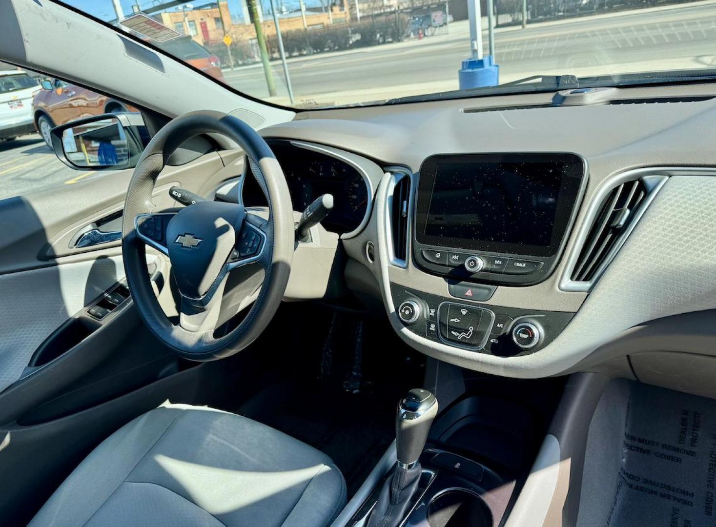 2019 GRAY Chevrolet Malibu 1FL (1G1ZC5ST7KF) with an 1.5L L4 DOHC 16V engine, 6A transmission, located at 7600 S Western Ave., Chicago, IL, 60620, (773) 918-3980, 0.000000, 0.000000 - Photo#7